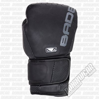 Bad Boy Boxing Gloves Legacy 2.0 Leather Black