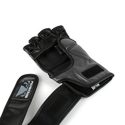 Bad Boy Training Series Impact MMA Gloves Negro-Gris