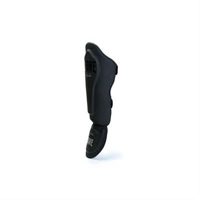 Leone 1947 Black Edition Shinguards Black