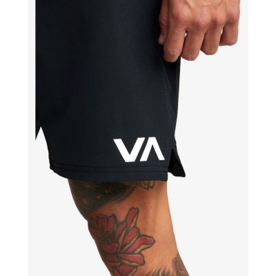 RVCA Grappler 17 Short Preto