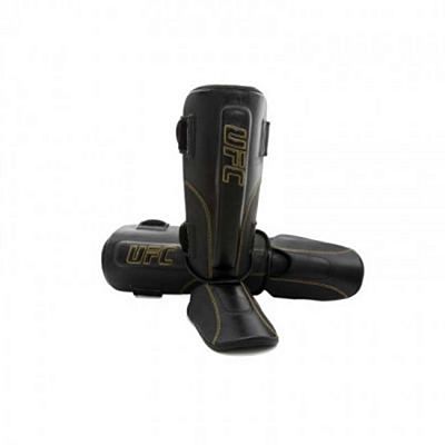 UFC Champ Guard & Instep Shinguards Negro