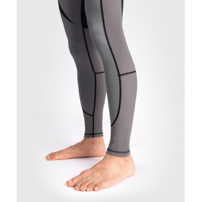 Venum Attack Spats Black-Grey