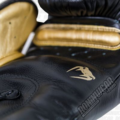 Venum Giant 3.0 Boxing Gloves Black-Gold