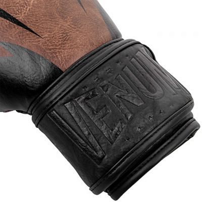 Venum Impact Boxing Gloves Negro-Marron