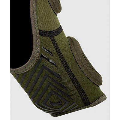 Venum Kontact Evo Shin Guards Verde-Oro