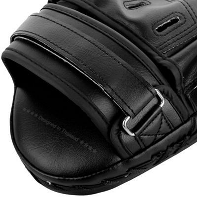 Venum Light Focus Mitts Negro