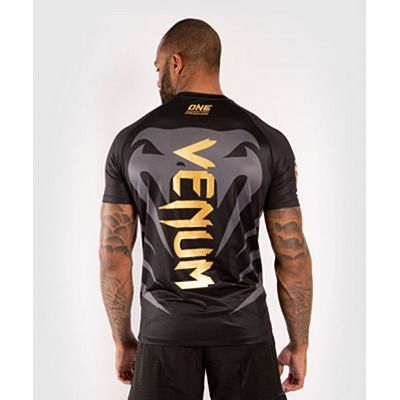 Venum ONE FC Dry Tech T-shirt Black-Gold