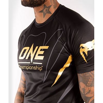 Venum ONE FC Dry Tech T-shirt Black-Gold