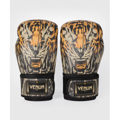 Venum Tiger Boxing Gloves Fekete