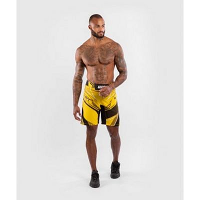 Venum UFC Authentic Fight Night Mens Shorts Long Fit Giallo