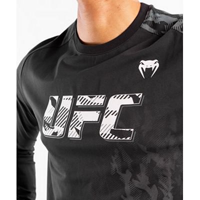 Venum UFC Authentic Fight Week Men Long Sleeve Tshirt Black