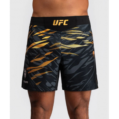 Venum UFC Fusion Authentic Fight Night Mens Fight Short Short Fit Negro-Oro