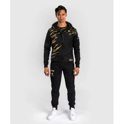 Venum UFC Fusion Authentic Fight Night Mens Walkout Hoodie Champion Negro-Oro