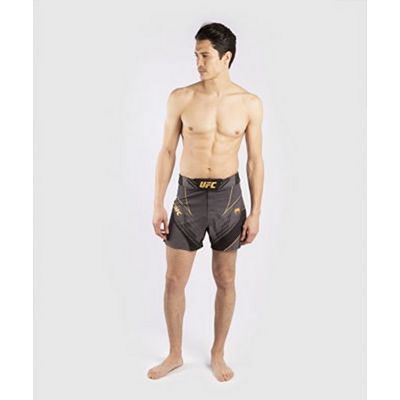 Venum UFC Pro Line Mens Shorts Negro-Oro