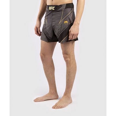 Venum UFC Pro Line Mens Shorts Nero-Oro