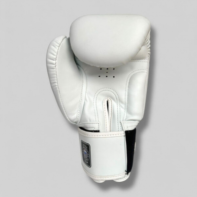 Wai Kru Muay Thai Gloves Semi Leather BG-2 Bianco