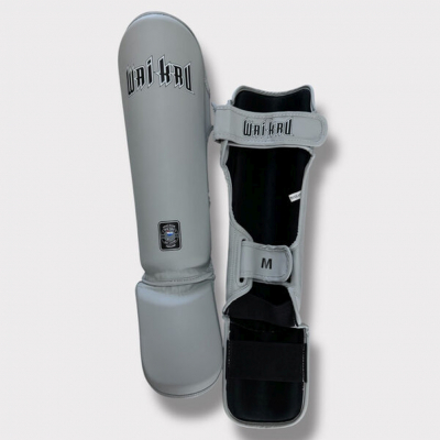 Wai Kru Shinguard Semi Leather DVSG-3 Grigio