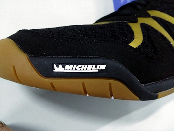 Michelin Logo on Everlast PIVT boxing shoes black