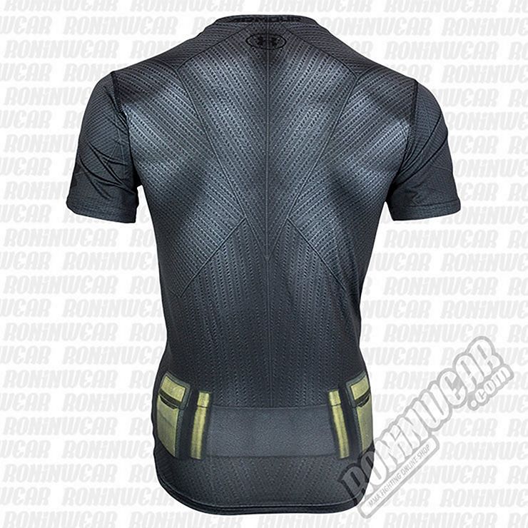 https://www.roninwear.com/images/under-armour-transform-yourself-batman-compression-shirt-black-3.jpg